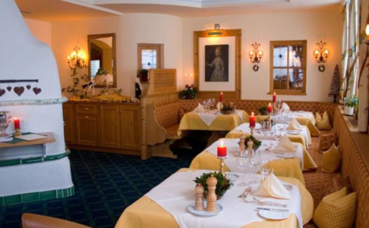 Hotel Erzberg, Zurs, Dining Room